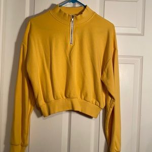 Yellow cropped hoodie!
